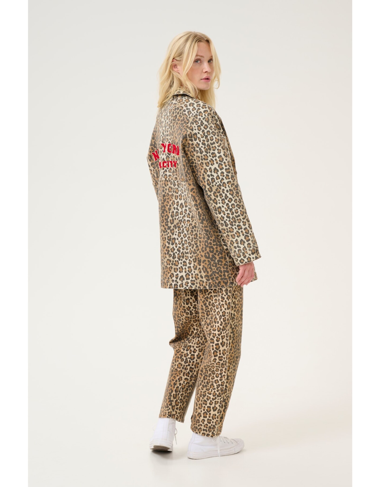 CULTURE 50111657 JKT