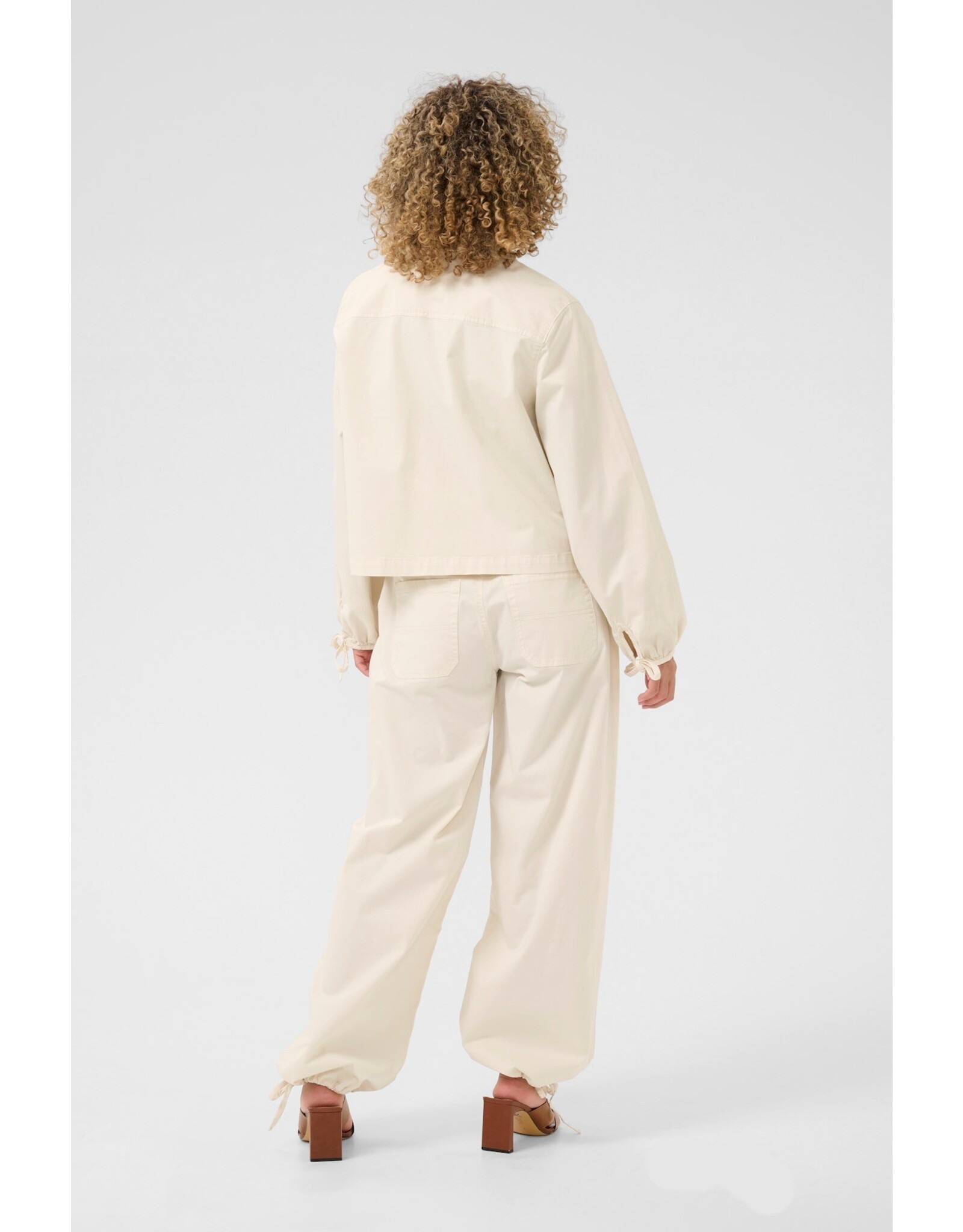 CREAM 10613646 JKT