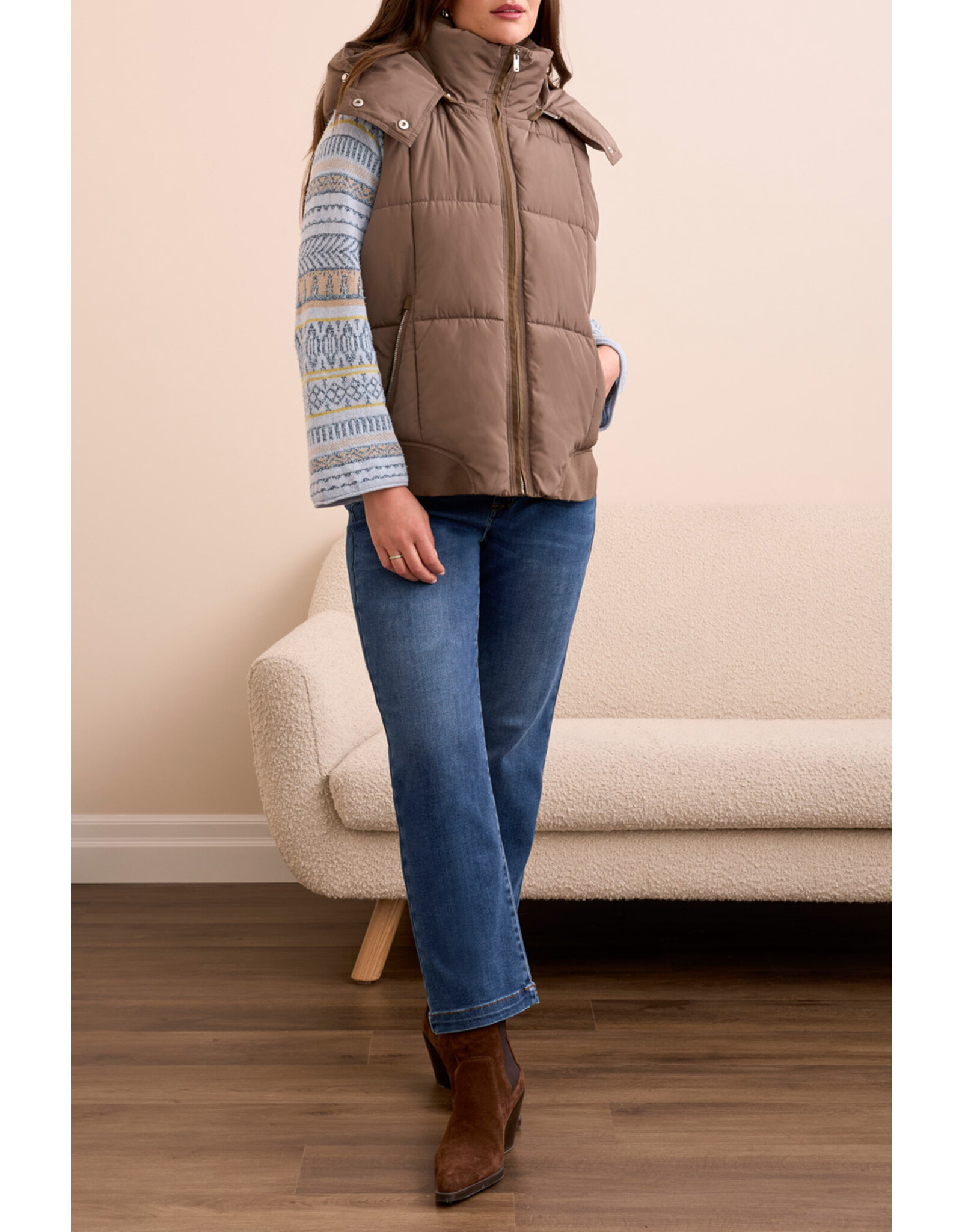 TRIBAL 2247O-8272