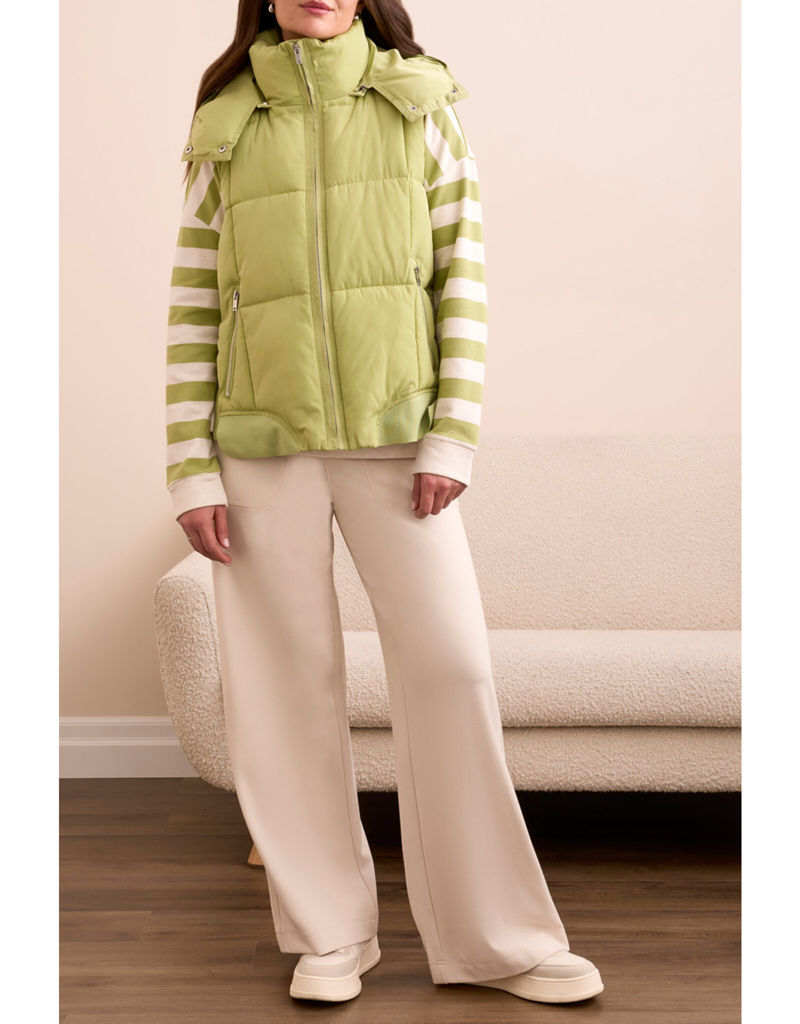 TRIBAL 2247O-8272