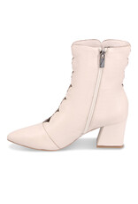 DJANGO AND JULIETTE MAMUNS BOOT