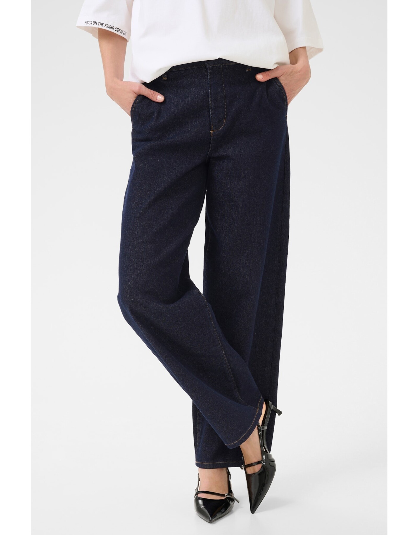 CREAM 10613942 JEANS