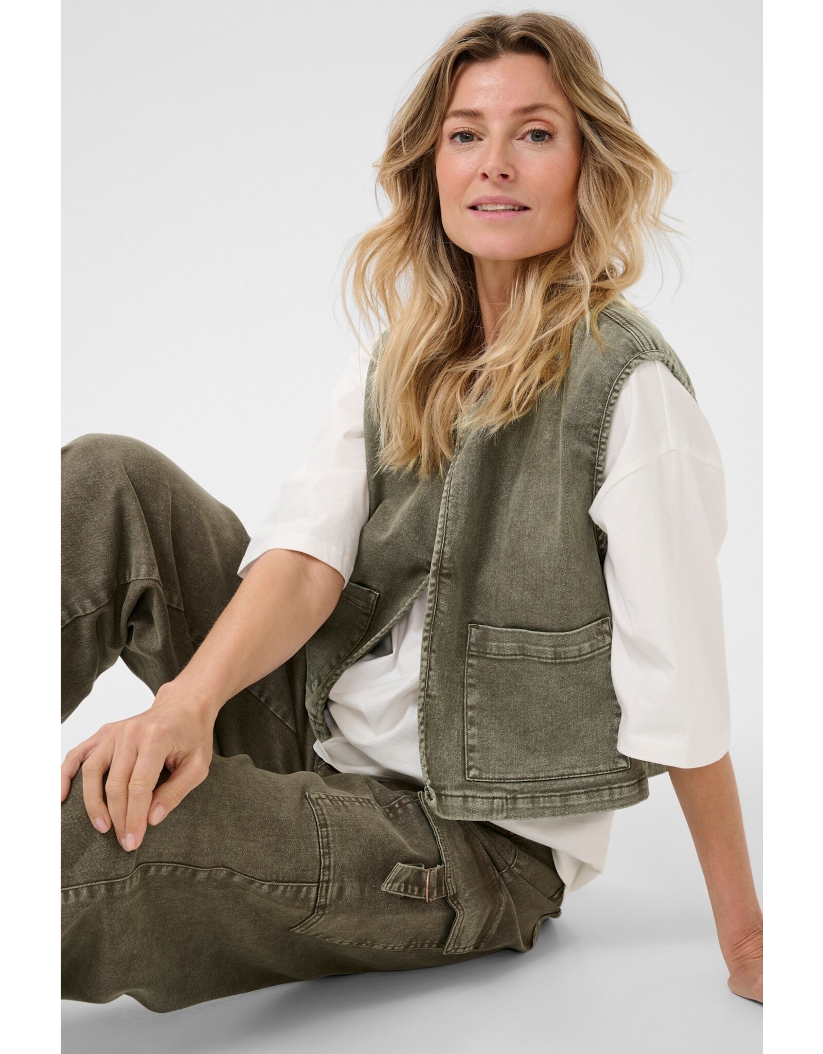 CREAM 10614056 WAISTCOAT