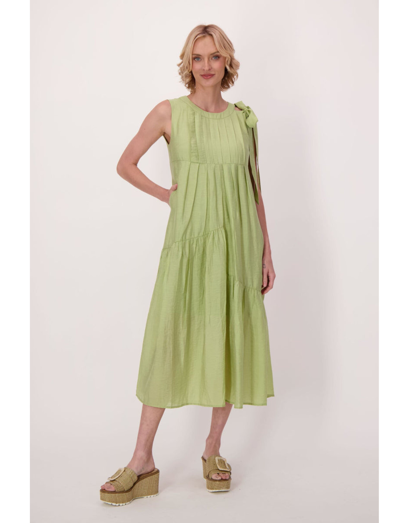 326505 GREEN DRESS