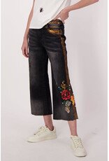 326589 JEANS