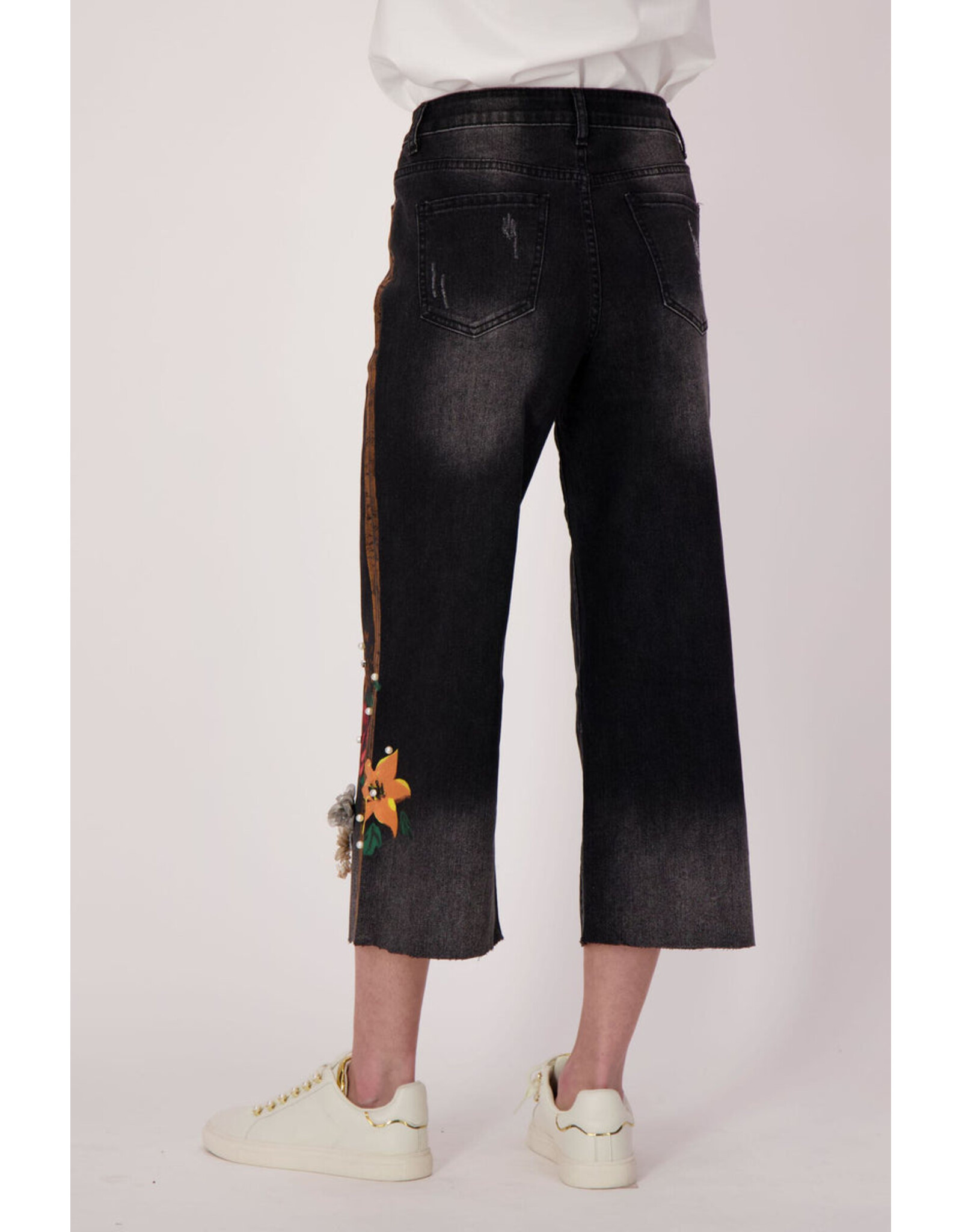 326589 JEANS