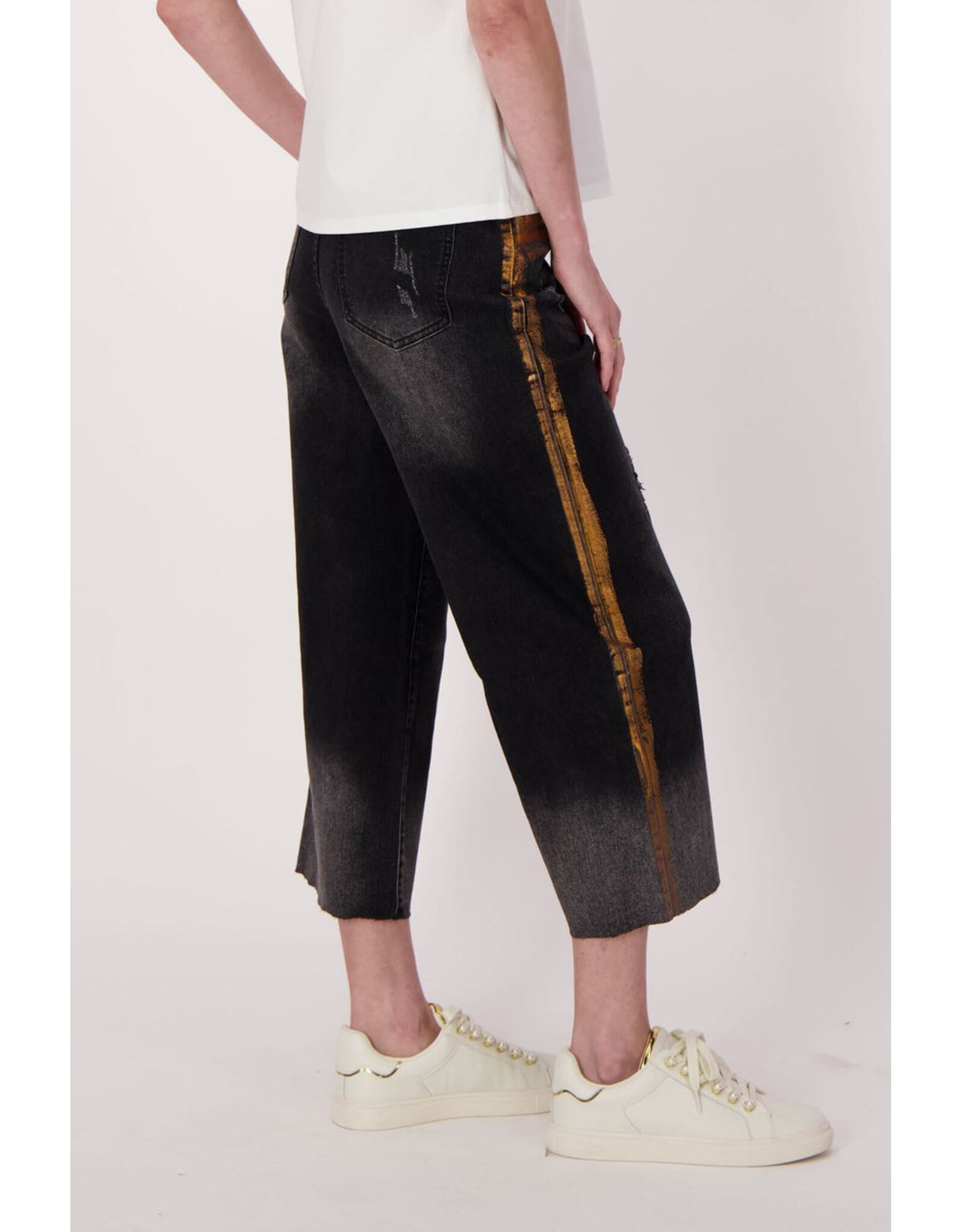 326589 JEANS