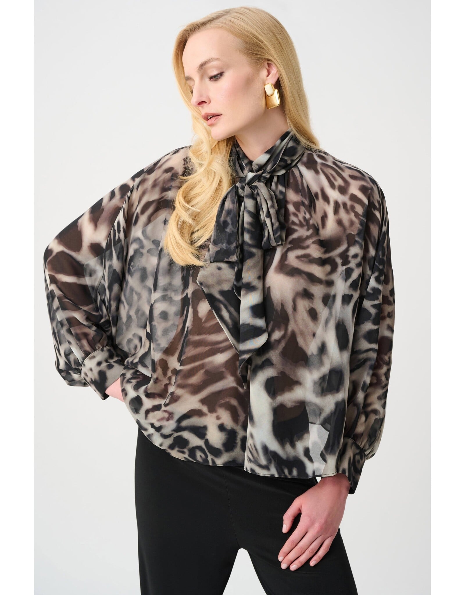 JOSEPH RIBKOFF 263743 BLOUSE