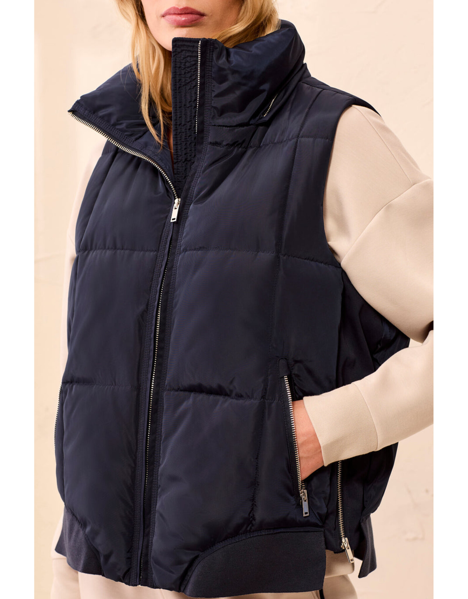 TRIBAL 2247O-8272 VEST