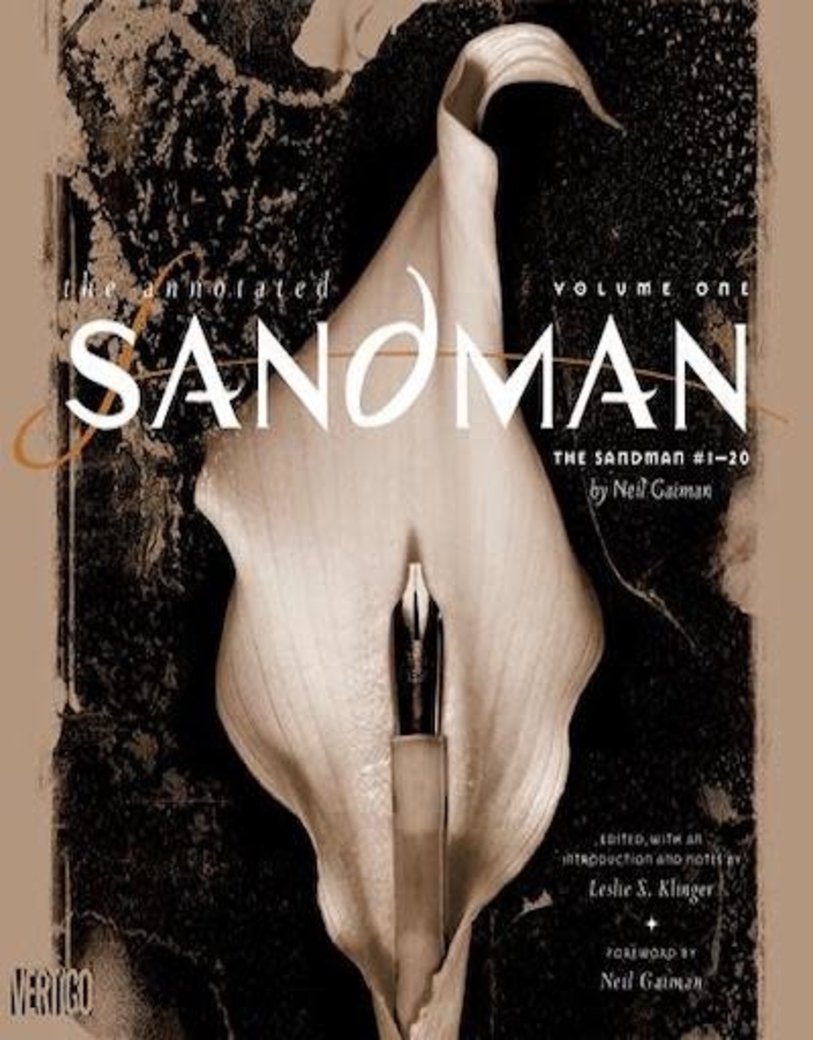 DC Comics Annotated Sandman HC Vol 01 (2022 Edition)