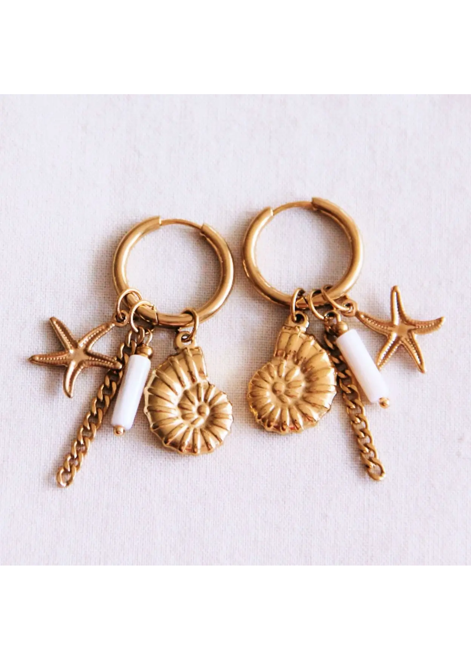 Earring with Shell, Starfish and Mother of Pearl Tube