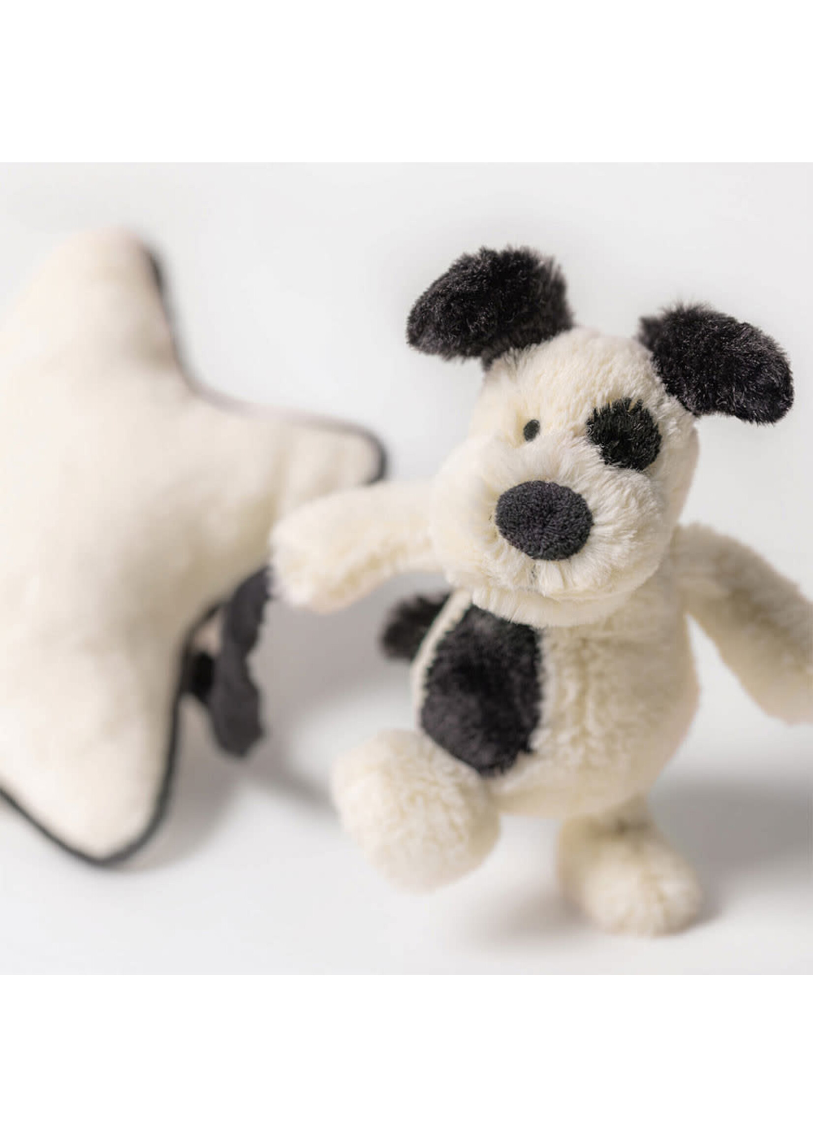 Jellycat Bashful Black & Cream Puppy Musical Pull