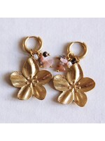 Earring with A Cluster of Gemstones and Flower - Nude
