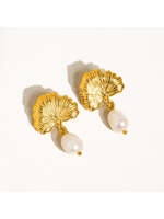 Steel Béatrice 18K Gold Floral Pearl Earring