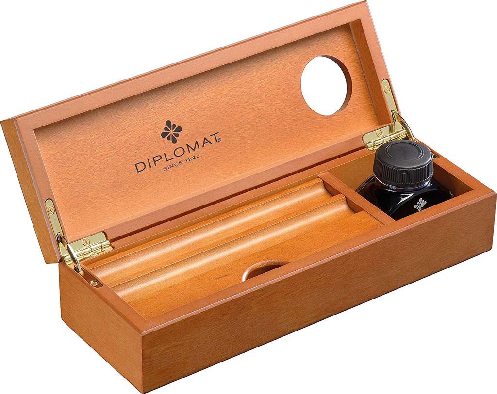 Diplomat Wenge Wooden Box Desk Equipment Cherry & Ink Pot Endeavours