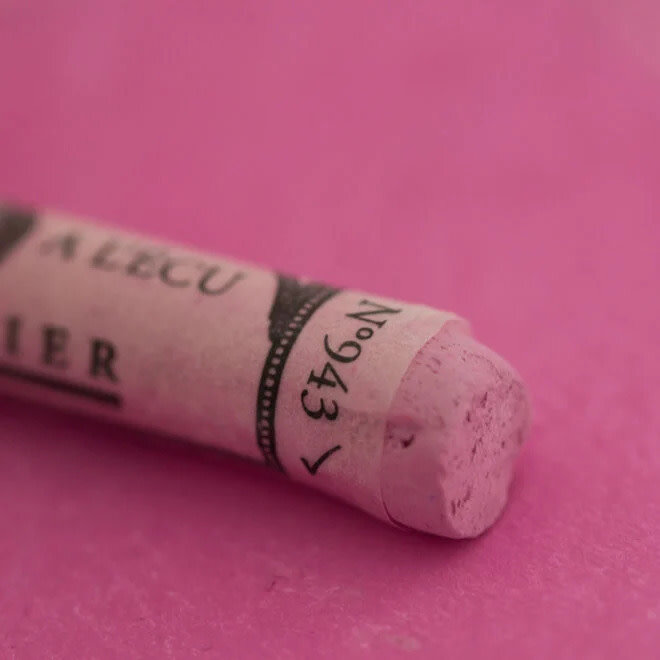 Sennelier Extra Fine Soft Pastel 943 Magenta Violet 4