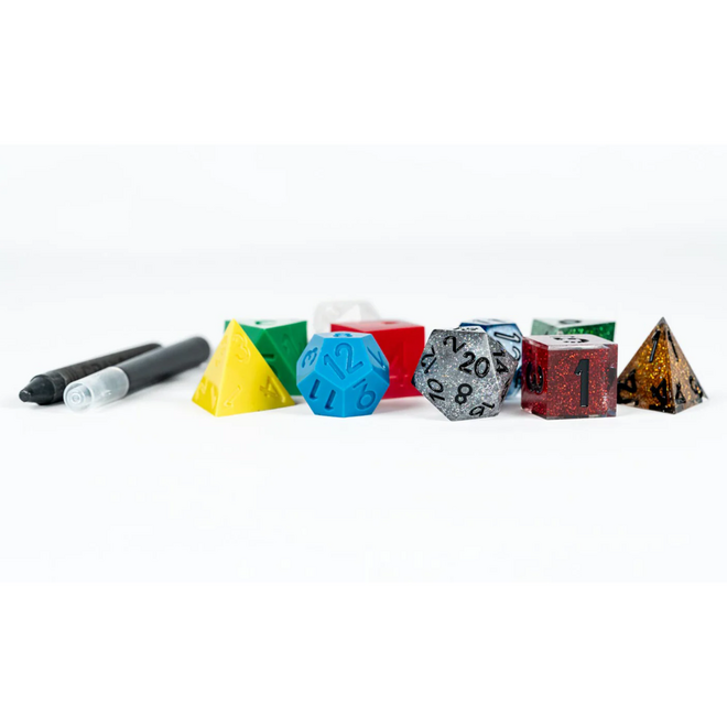 Dungeons & Dragons: 50th Anniversary Polyhedral Dice Sets - Holmes Retro Replica & Modern Inspired