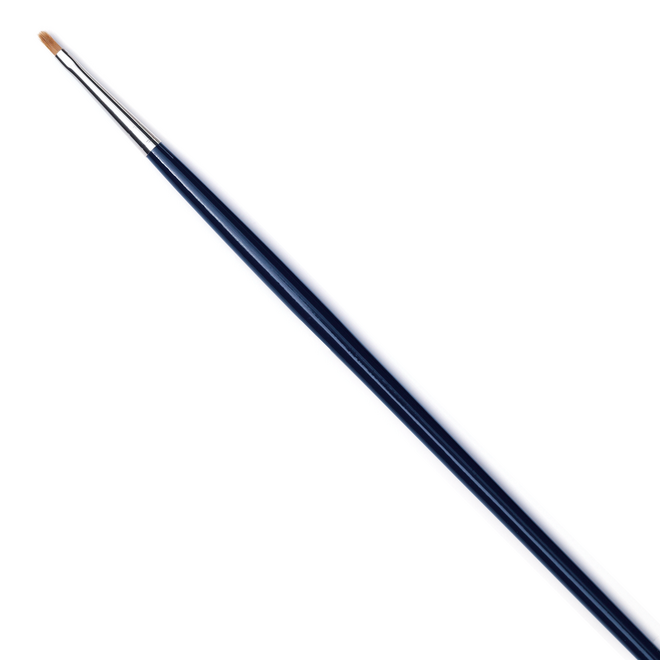 Isabey Series 6168: Pure Kolinsky Sable Oil Brush - Filbert 2