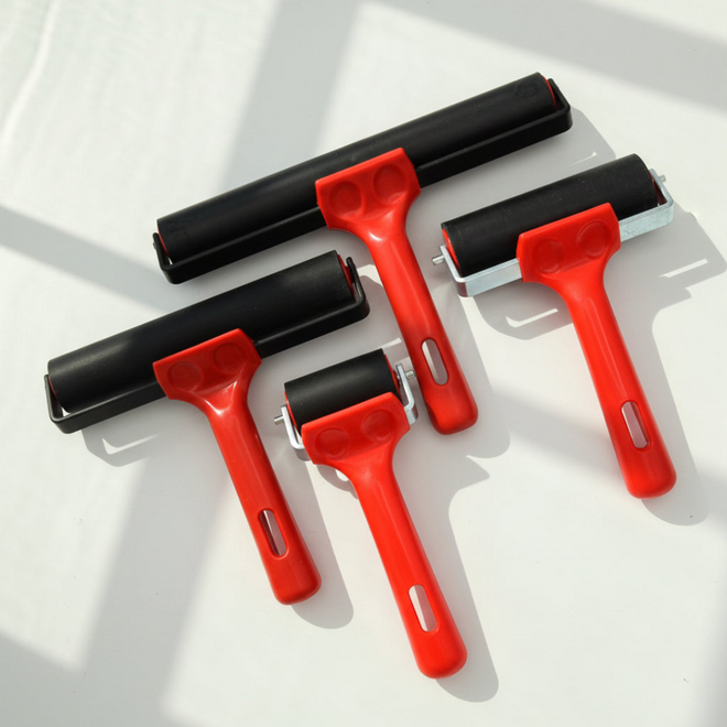 Hard Rubber Printmaking Ink Brayer / Roller - 6"