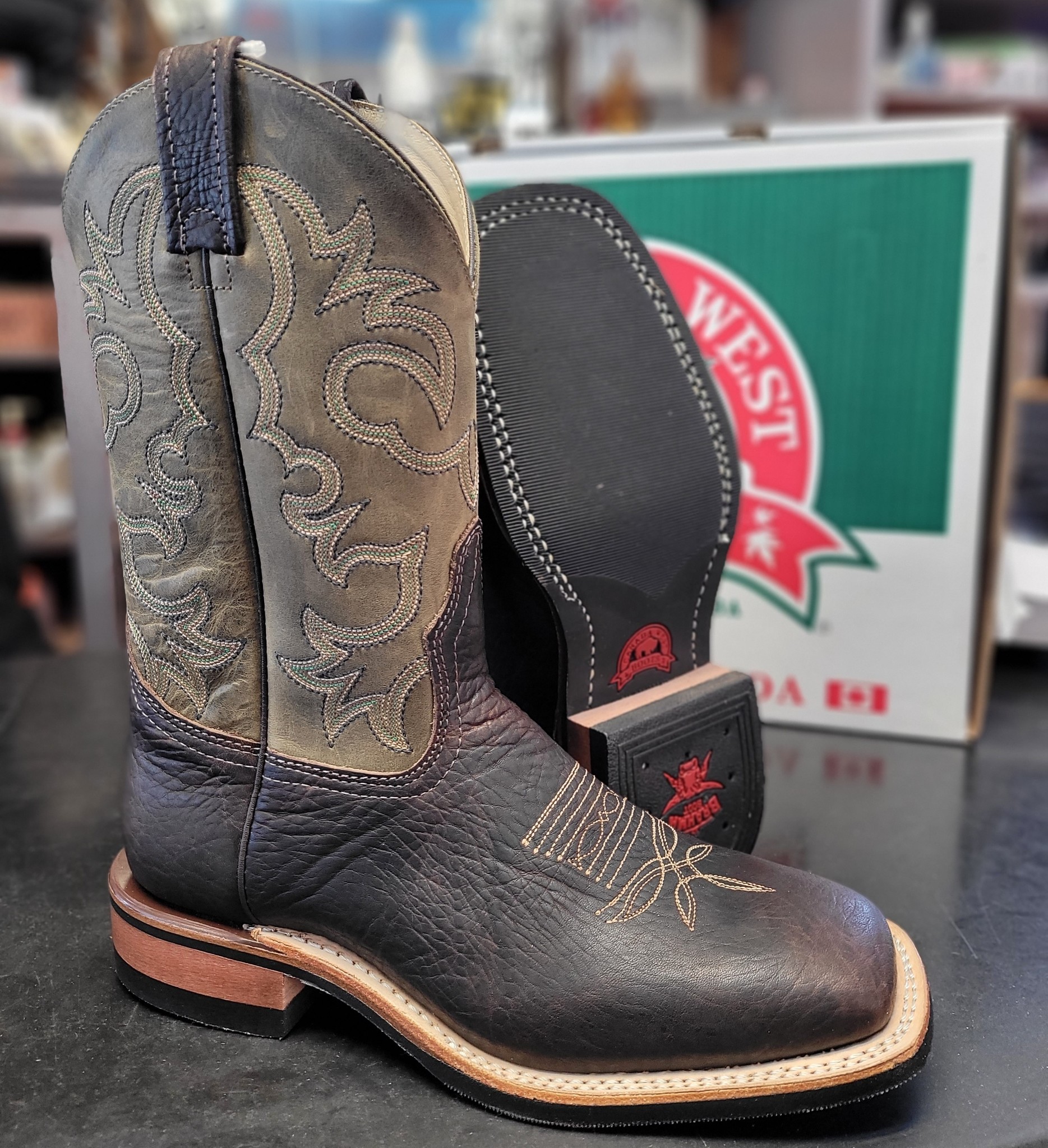 Canada West Brahma Brown Oiled Bullhide Square Toe Cowboy Boot 8608