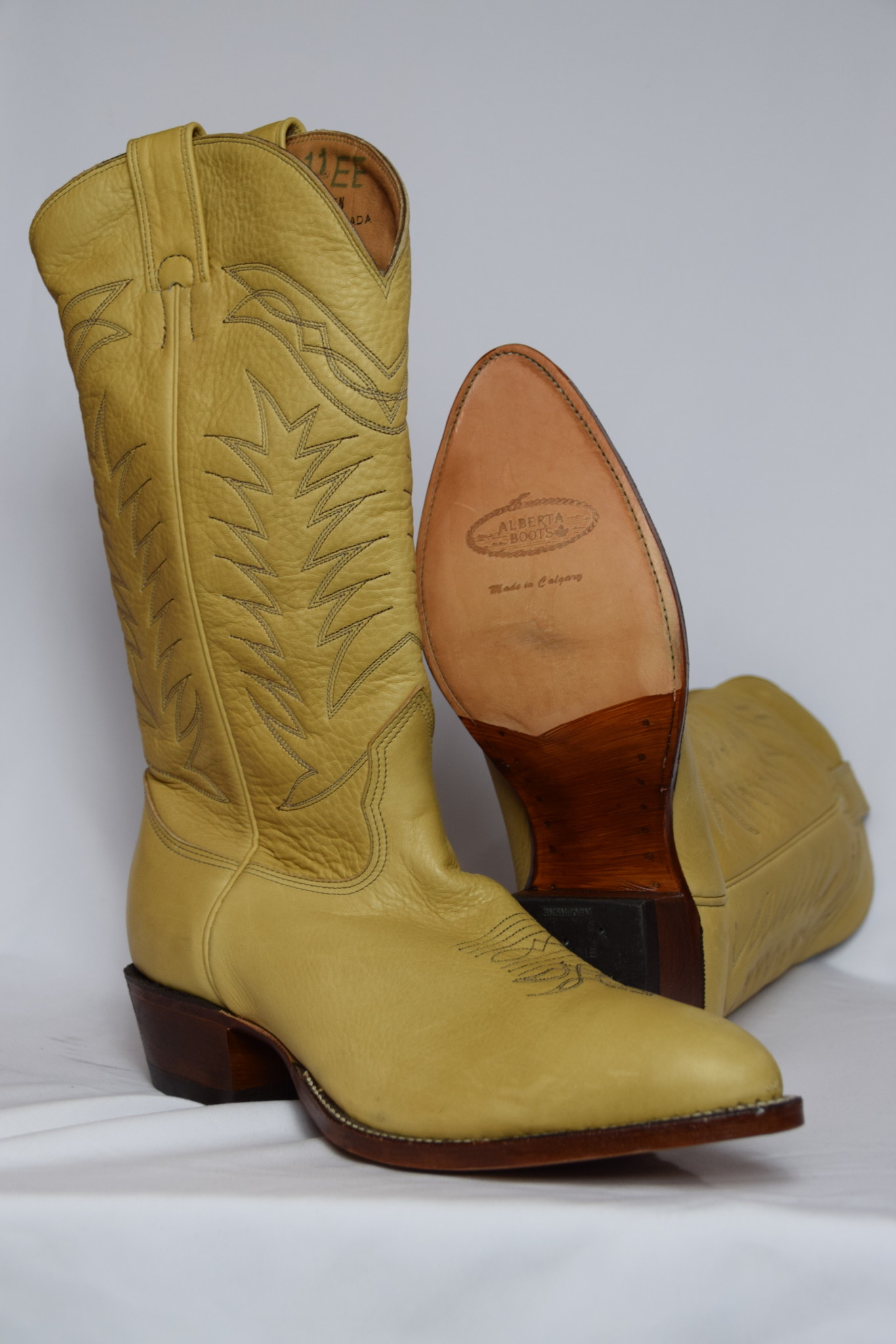 Alberta Boots Men’s Cowboy Boot Pale Tan Pointed Toe Leather Sole