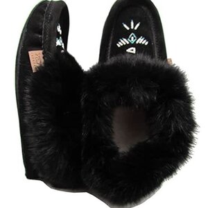 Eugene Cloutier Laurentian Chief Women’s Moccasin - Fur Trimmed, Beaded, Padded Sole Black Suede- 653L