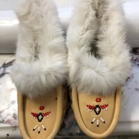 Laurentian Chief Women’s Moccasins - Fur Trimmed, Beaded, Padded Sole - Natural - 671L