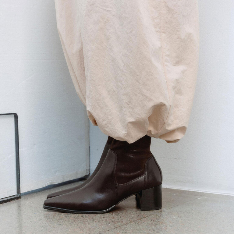 Vagabond Shoemakers Vagabond - Giselle - Stretch High Cuff Ankle Boot