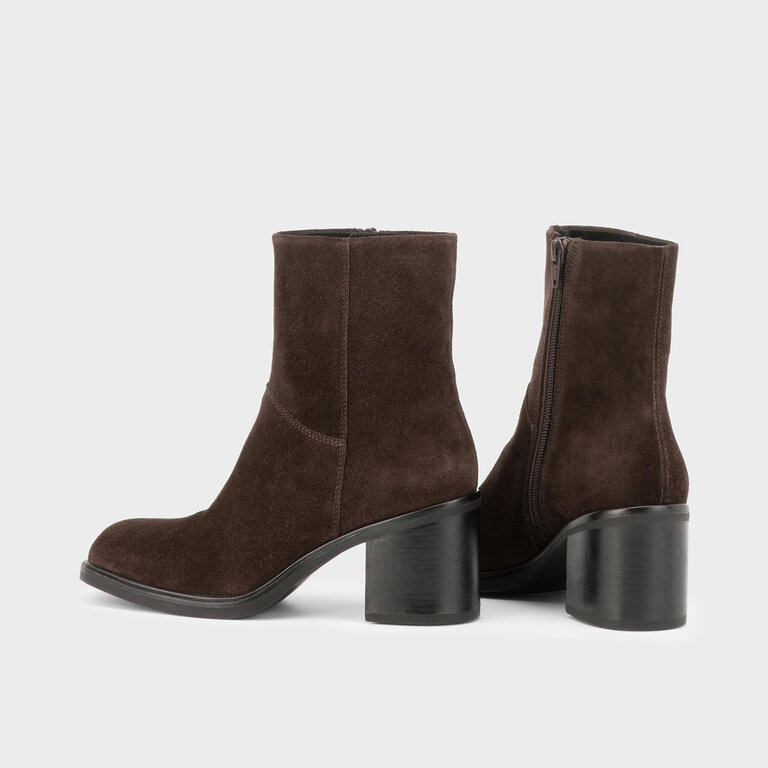 Vagabond Shoemakers Vagabond - Meryl - Block Heel Ankle Boot - Black Leather / Dark Brown Suede