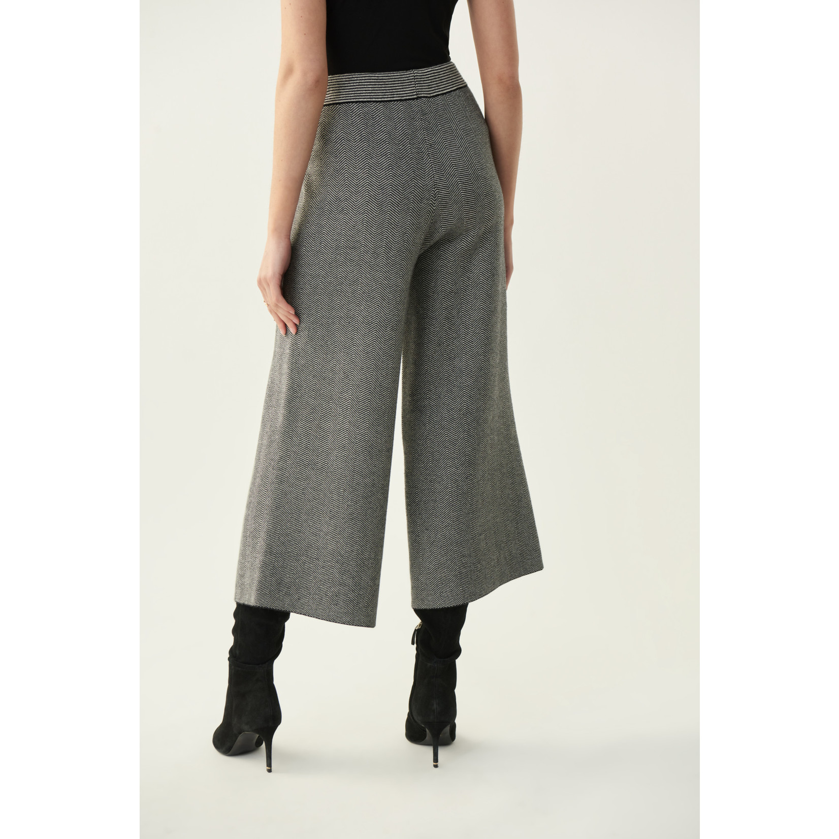 Joseph Ribkoff Houndstooth Culotte Pants Style 213920