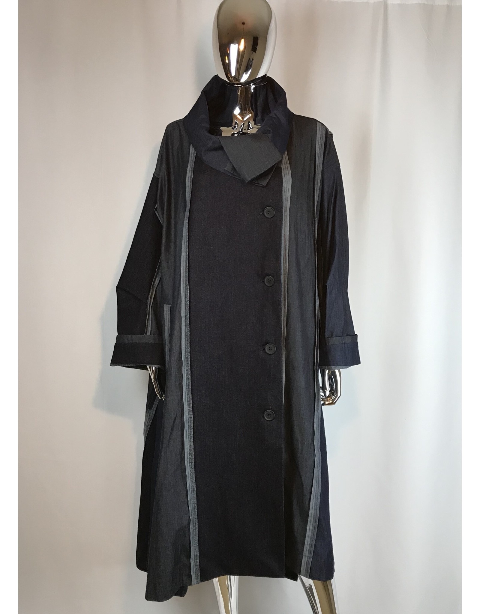 MOYURU MOYURU Coat, Size M