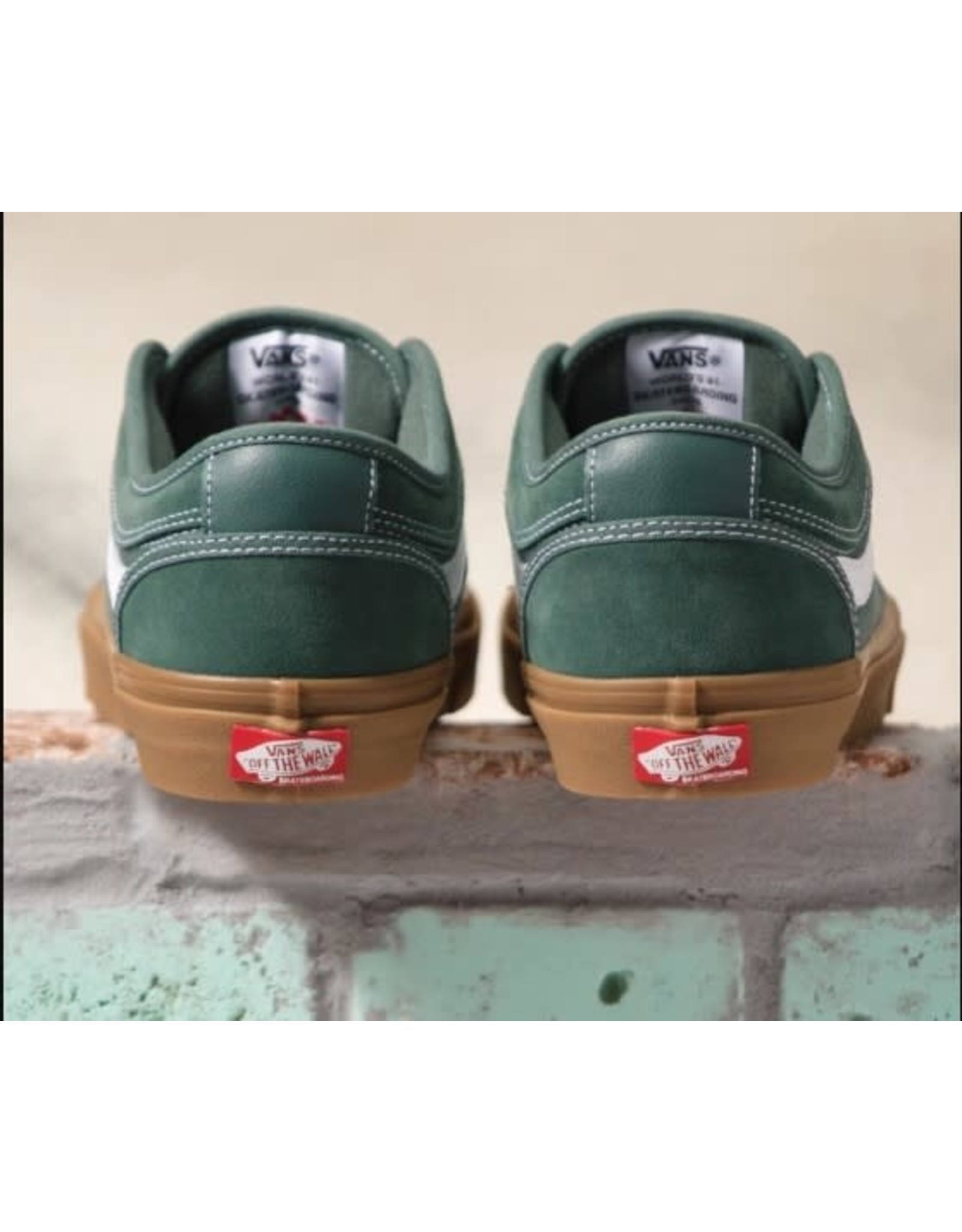 green vans chukka low