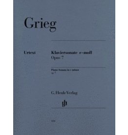 Henle Urtext Editions Grieg - Piano Sonata in E minor Op. 7