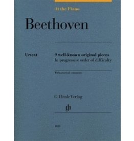 Henle Urtext Editions Beethoven: At the Piano 9 Well-Known Original Pieces in Progressive Order