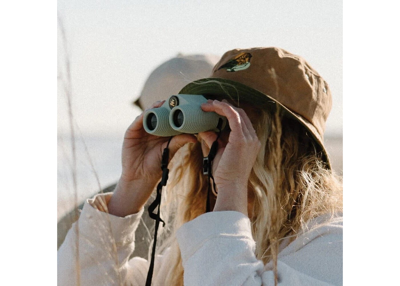 Nocs Standard Issue 8X25  Binoculars Glacial BLUE