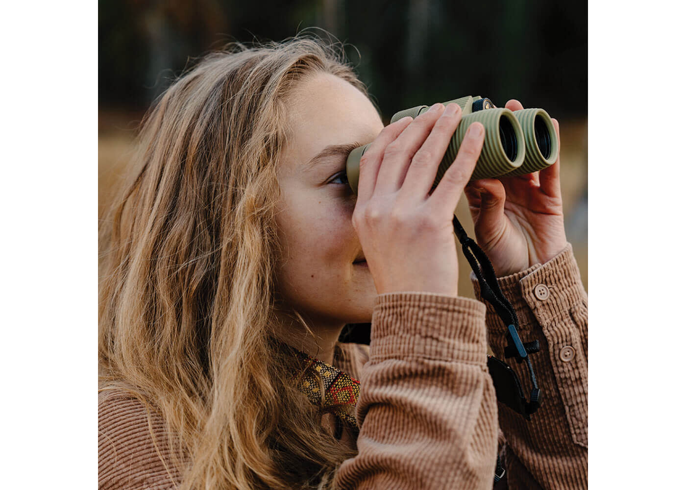 Nocs Field Issue 10X32  Binoculars Ponderosa Green