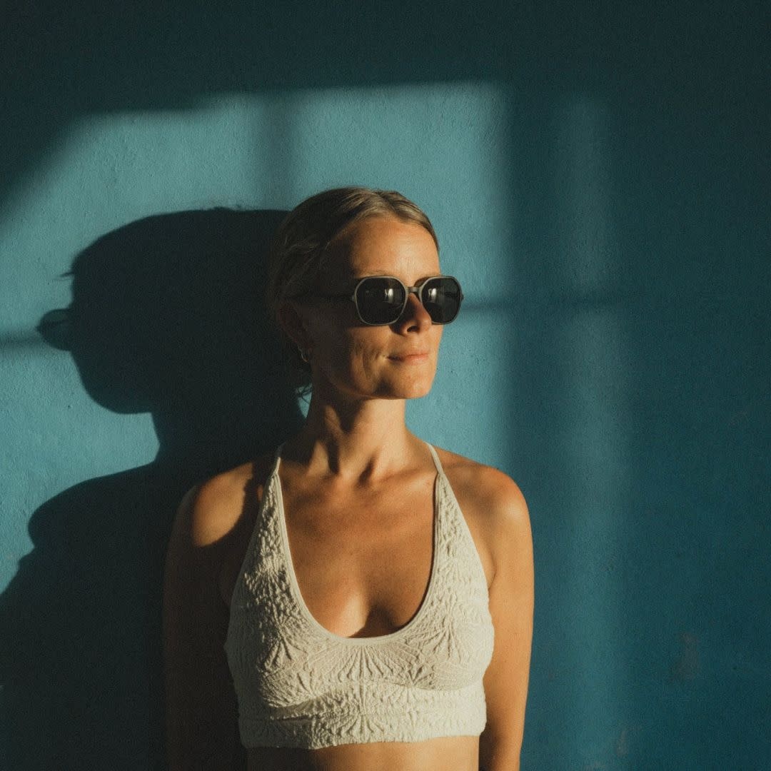 Cammina / Charcoal / Polarized Grey Regular