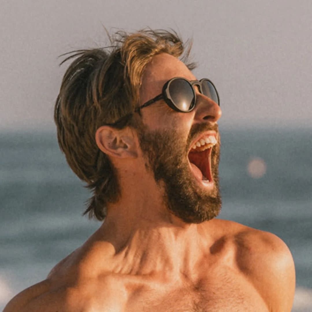 Viale / Charcoal / Polarized Grey  Regular