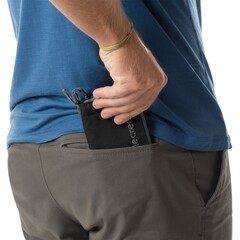 Eagle Creek Stash RFID Zip Wallet Black