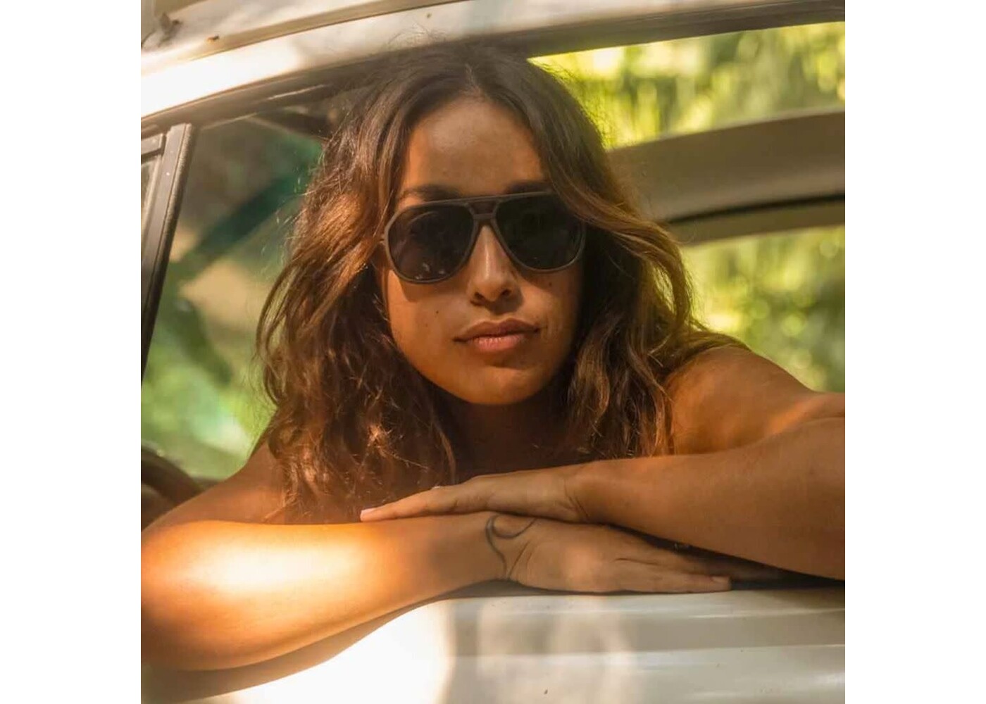 Classics / Matte Brown / Polarized Grey  Regular