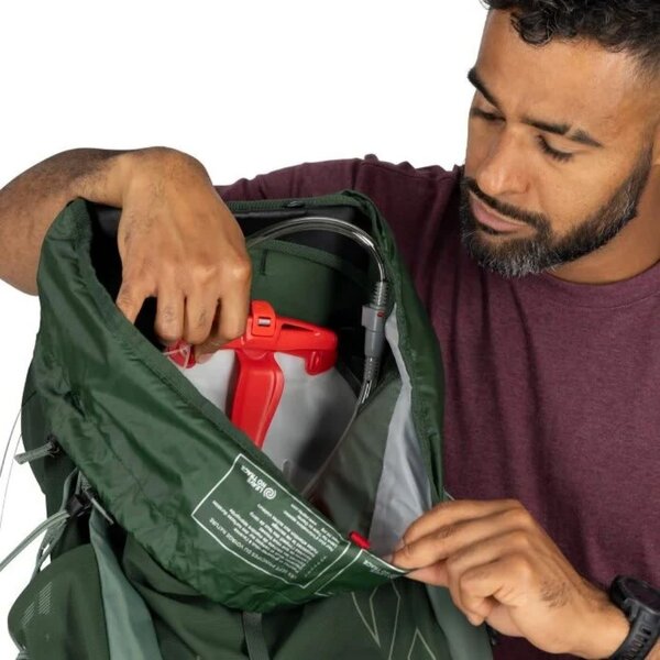 OSPREY TALON 44 GREEN CANOPY PINE LEAF S-M