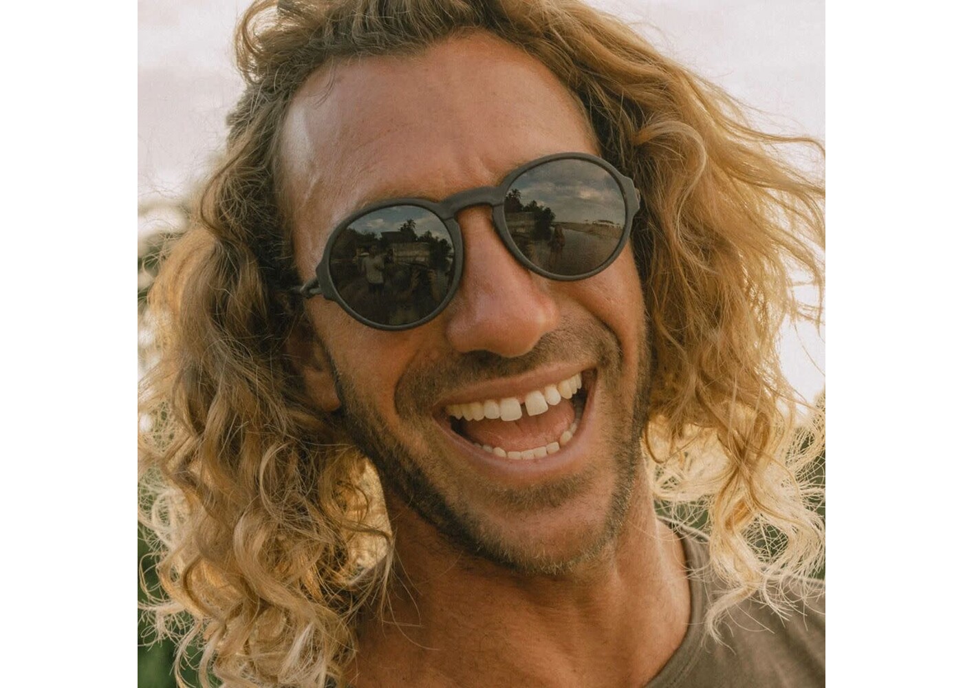 Viale / Dusk / Polarized Grey  Regular