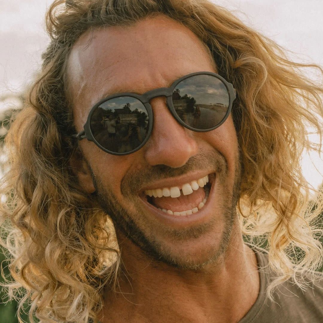 Viale / Dusk / Polarized Grey  Regular