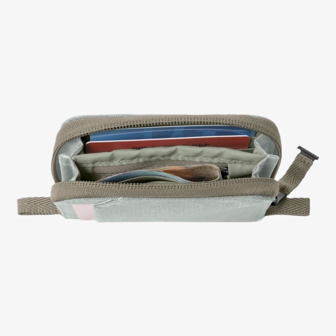 Eagle Creek Stash RFID Zip Wallet Storm Grey