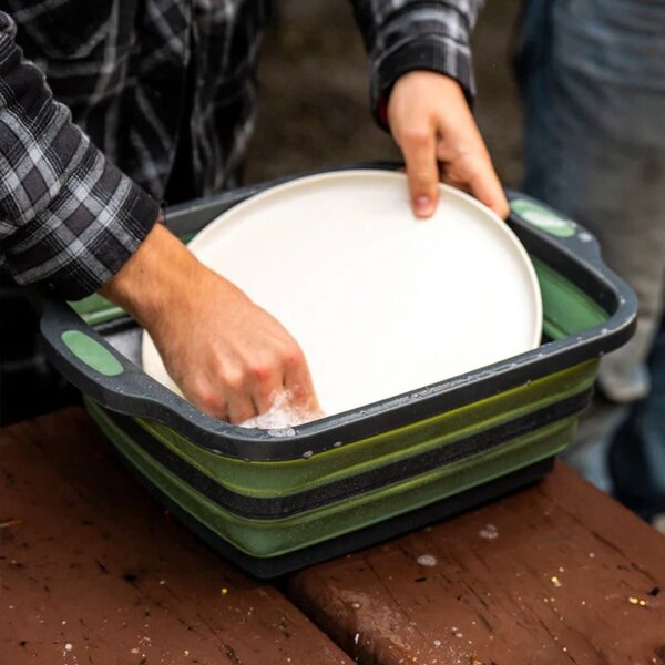 GSI Outdoors Escape Collapsible Sink