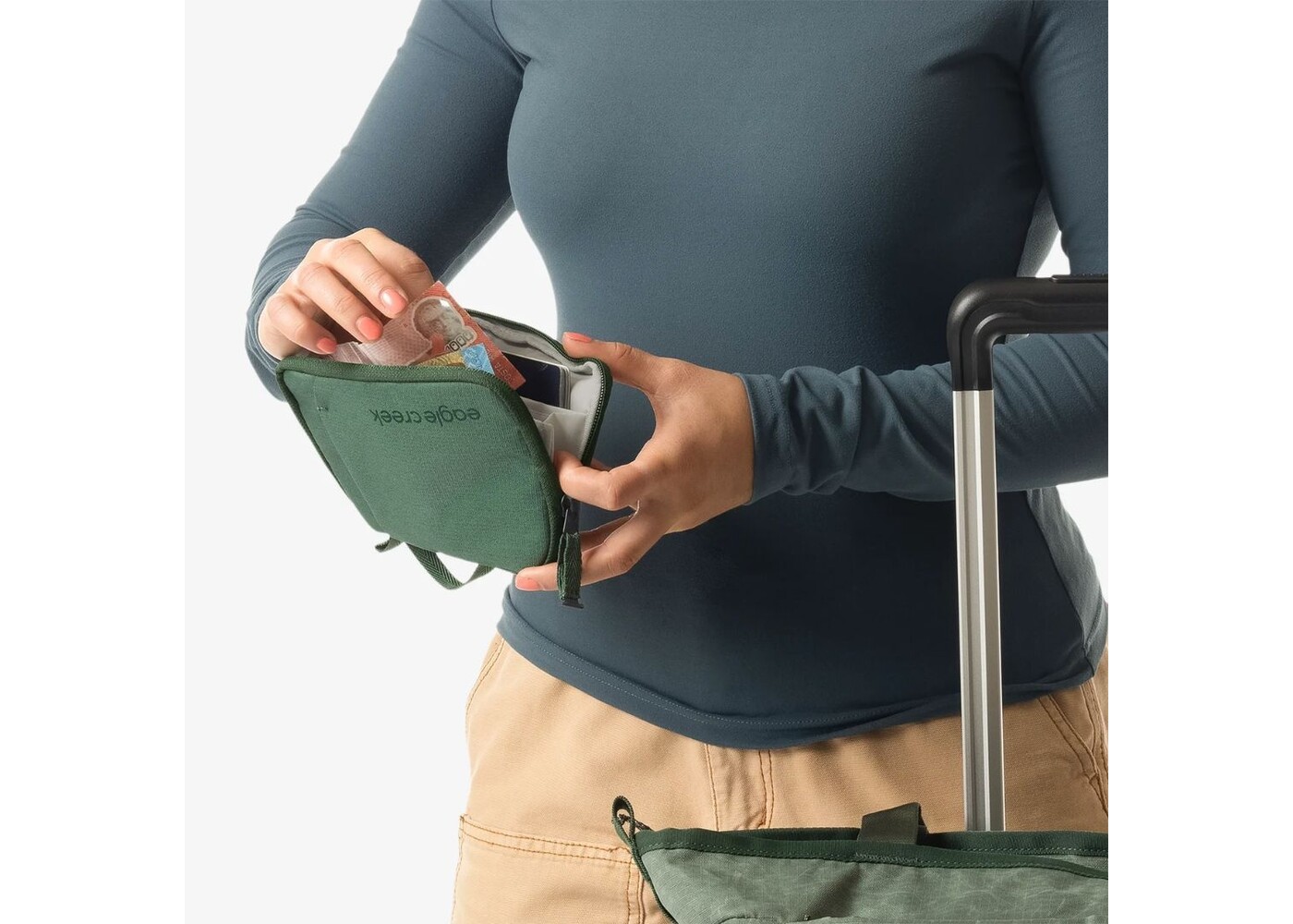 Eagle Creek Stash RFID Passport Wallet Grass Green