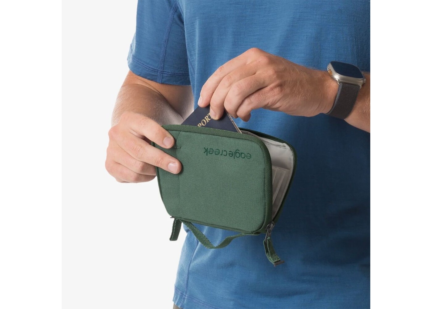 Eagle Creek Stash RFID Passport Wallet Grass Green
