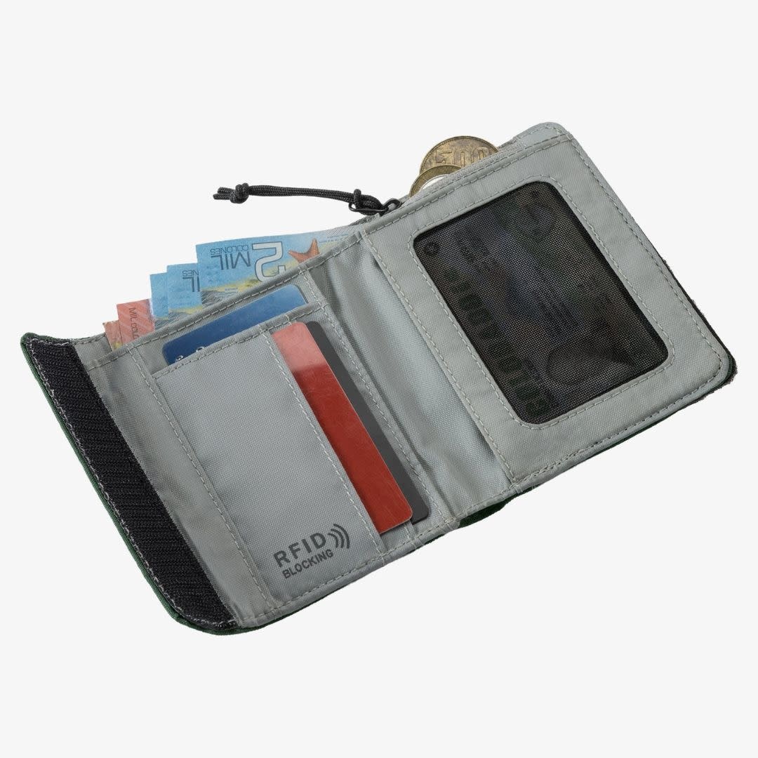 Eagle Creek Stash RFID Tri-Fold Wallet Grass Green
