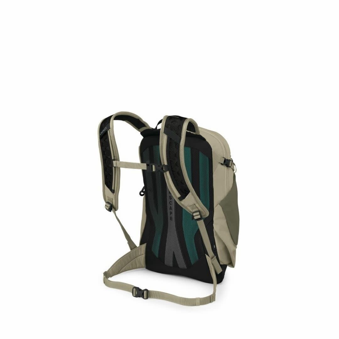 OSPREY Sportlite™ 15 Hiking Backpack Olive Tan OS