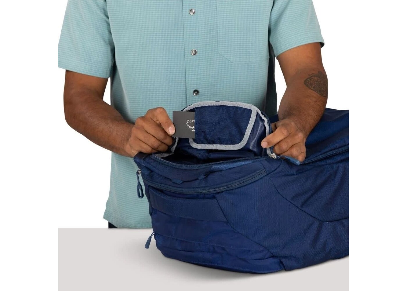 OSPREY Farpoint 40 Sawdust